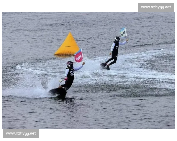 激浪逐梦！2025 全国青少年动力冲浪板大赛烟台芝罘站燃情开赛